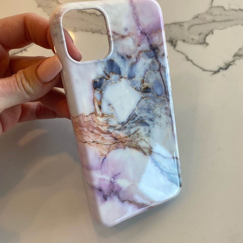 Velvet Caviar Protective Case iPhone 11 Pro Max in violet sky - Picture 3 of 7